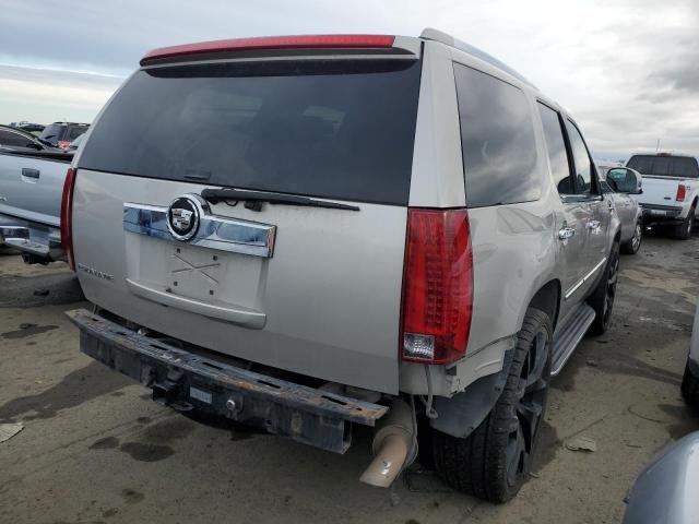 Image 3 of 2007 CADILLAC ESCALADE LUXURY 2007 with VIN 1GYFK63877R200074