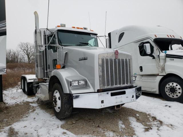 Image 1 of 2016 KENWORTH CONSTRUCTION T800 2016 with VIN 1XKDDP9X8GJ470154