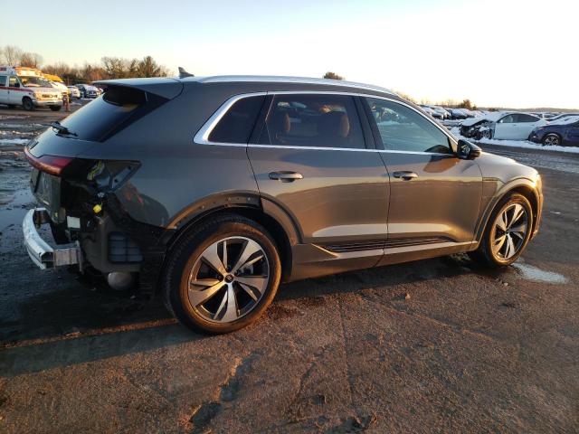 Изображение 3 2024 AUDI Q8 E-TRON PREMIUM PLUS 2024 с VIN WA15AAGE6RB014118