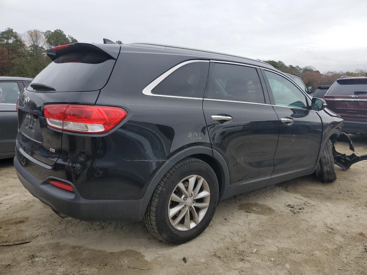 Изображение 3 2017 KIA SORENTO LX 2017 с VIN 5XYPG4A3XHG279165