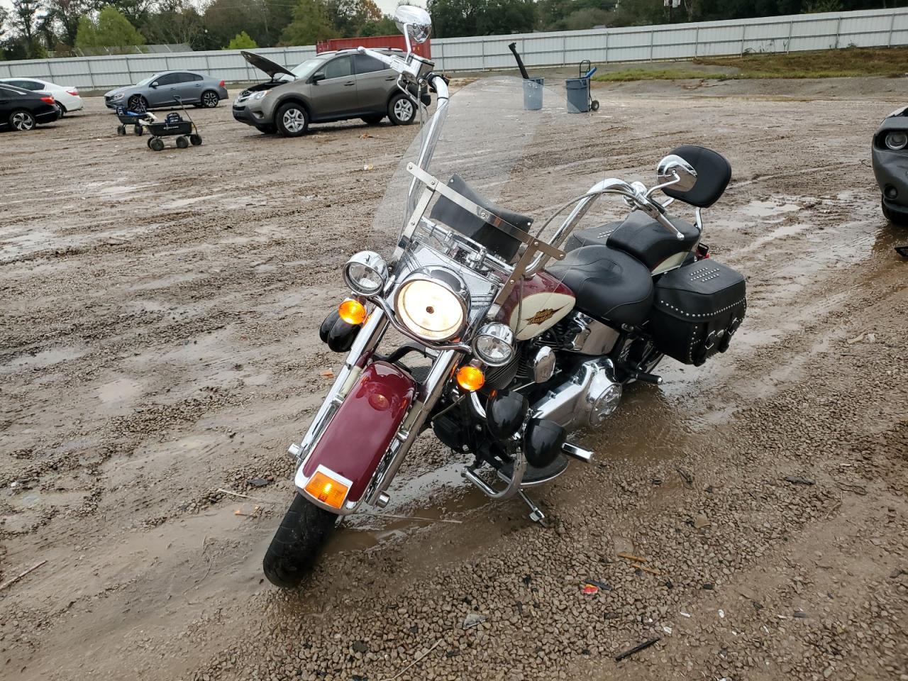 Image 2 of 2007 HARLEY-DAVIDSON FLSTC  2007 with VIN 1HD1BW5187Y066681