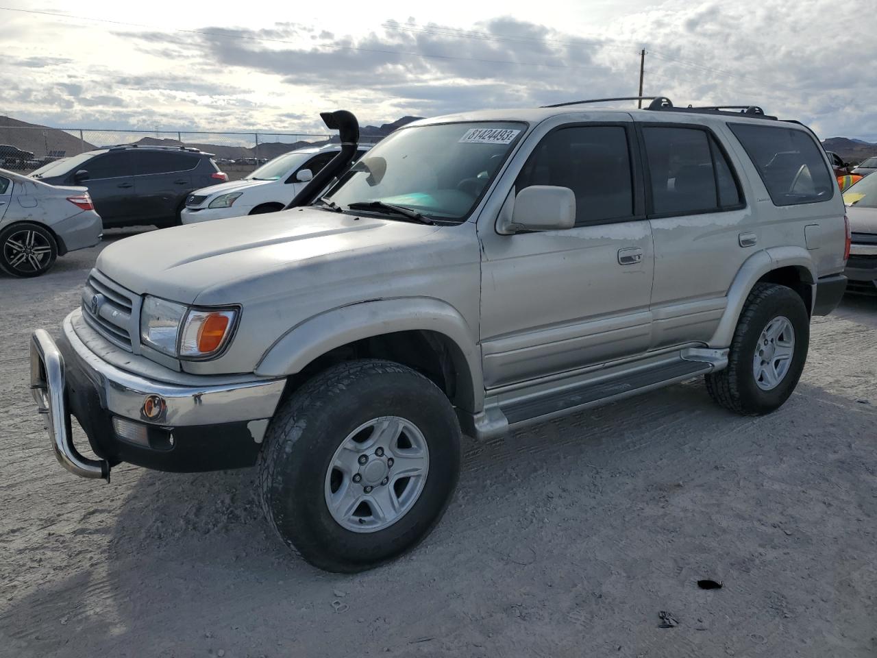 Image 1 of 1999 TOYOTA 4RUNNER LIMITED 1999 with VIN JT3GN87R9X0129422