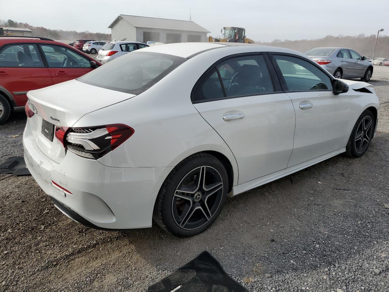 Изображение 3 2022 MERCEDES-BENZ A 220 4MATIC 2022 с VIN W1K3G4FB3NJ367409