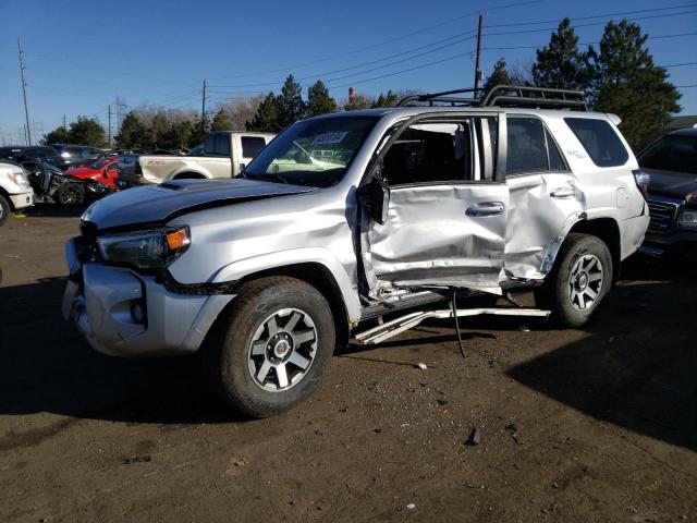 Obraz 1 z 2020 TOYOTA 4RUNNER SR5/SR5 PREMIUM 2020 z VIN JTEBU5JR6L5791757