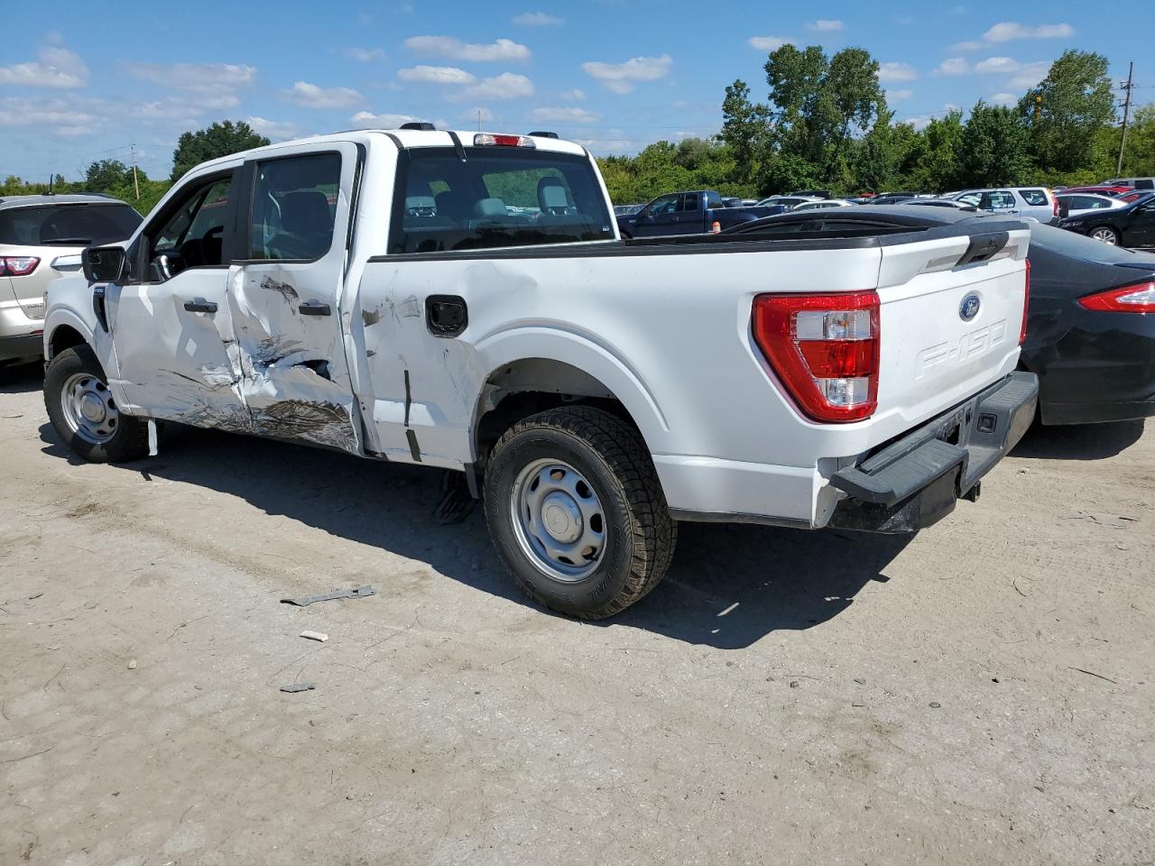 Изображение 2 2022 FORD F150 SUPERCREW 2022 с VIN 1FTEW1C54NKE45743