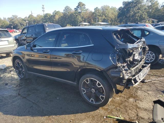 Image 2 of 2019 MERCEDES-BENZ GLA 250 4MATIC 2019 with VIN WDCTG4GB6KU010738