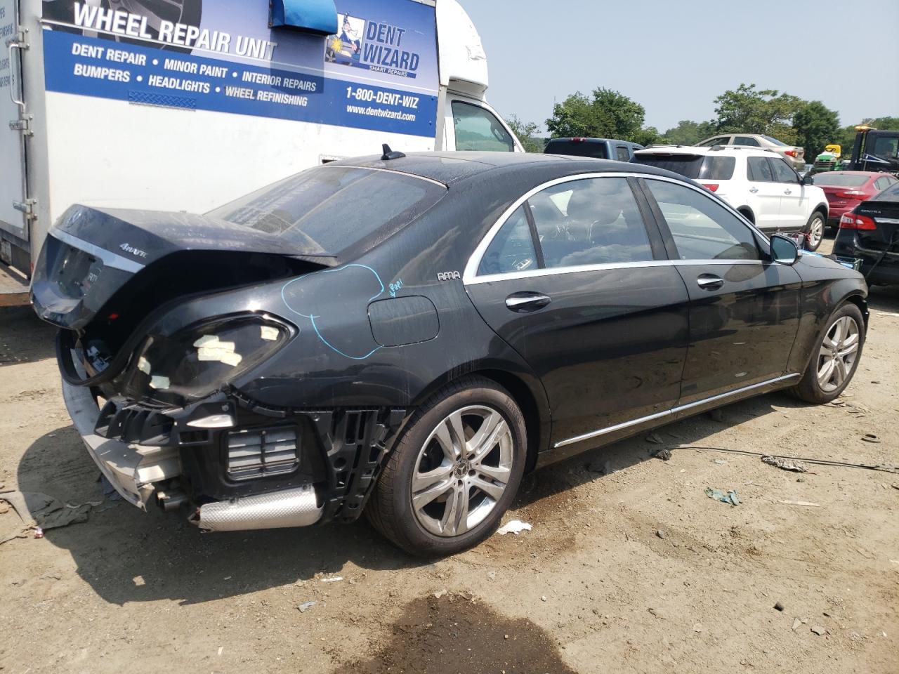 Obraz 3 z 2018 MERCEDES-BENZ S 560 4MATIC 2018 z VIN WDDUG8GB9JA401227