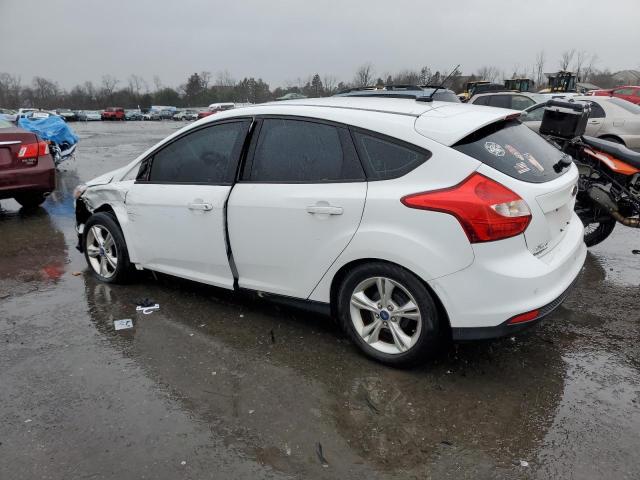 Image 2 of 2014 FORD FOCUS SE 2014 with VIN 1FADP3K2XEL152425