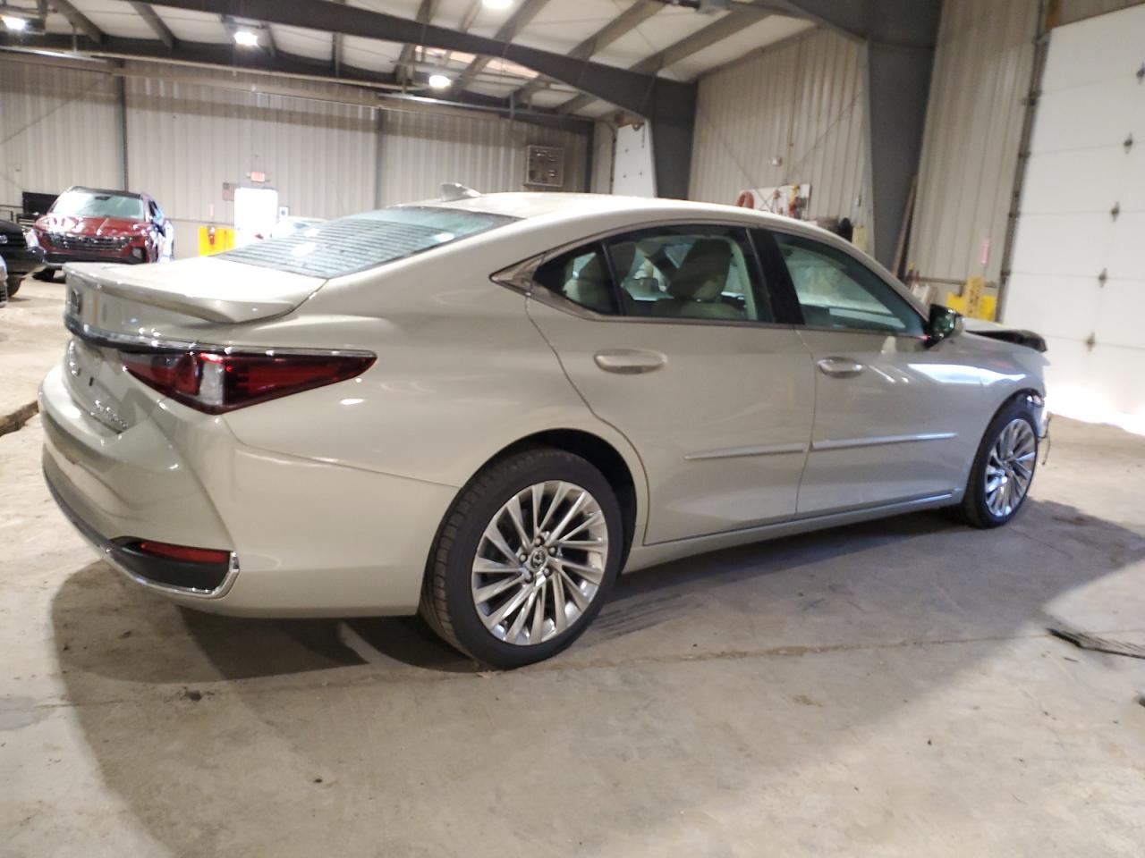 Image 3 of 2021 LEXUS ES 250 BASE 2021 with VIN 58AF11D19MU007628