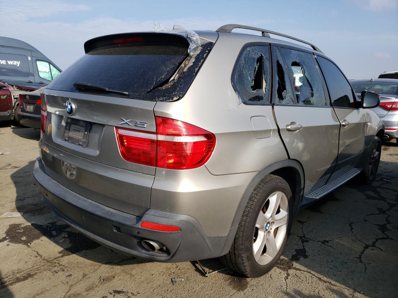Obraz 3 z 2008 BMW X5 3.0I 2008 z VIN 5UXFE43508L035589