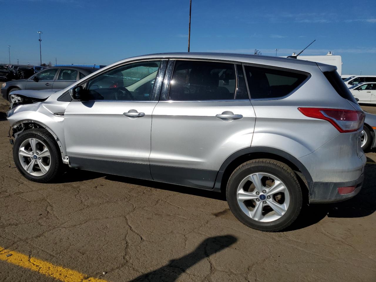Image 2 of 2015 FORD ESCAPE SE 2015 with VIN 1FMCU0GX4FUB59895