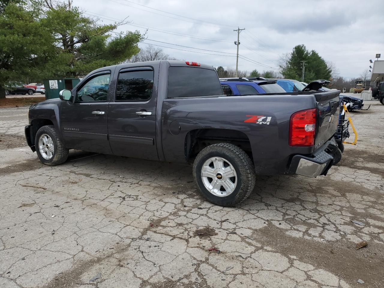 Изображение 2 2011 CHEVROLET SILVERADO K1500 LT 2011 с VIN 3GCPKSE34BG290054