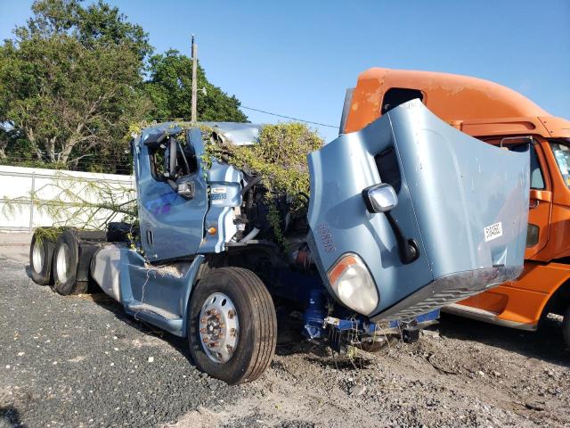 2016 FREIGHTLINER CASCADIA 113  2016 image