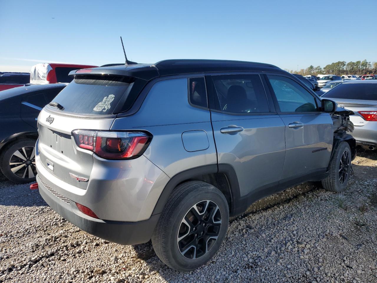 Image 3 of 2020 JEEP COMPASS TRAILHAWK 2020 with VIN 3C4NJDDB9LT207967