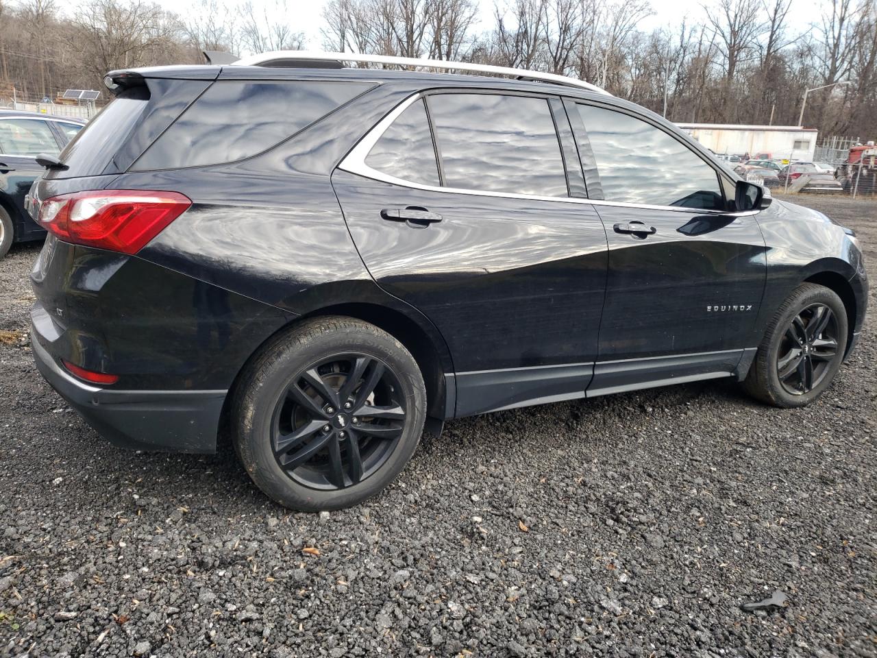 Image 3 of 2020 CHEVROLET EQUINOX LT 2020 with VIN 3GNAXLEX7LL251071