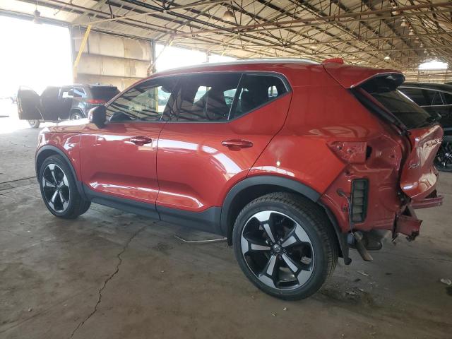 Obraz 2 z 2019 VOLVO XC40 T4 MOMENTUM 2019 z VIN YV4AC2HK0K2061074