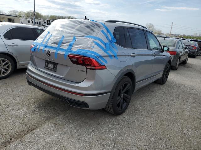 Image 3 of 2024 VOLKSWAGEN TIGUAN SE R-LINE BLACK 2024 with VIN 3VV8B7AX8RM003032