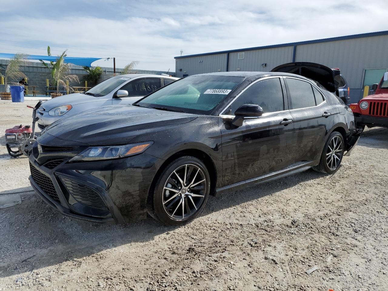 Image 1 of 2022 TOYOTA CAMRY SE 2022 with VIN 4T1G11AK7NU071841