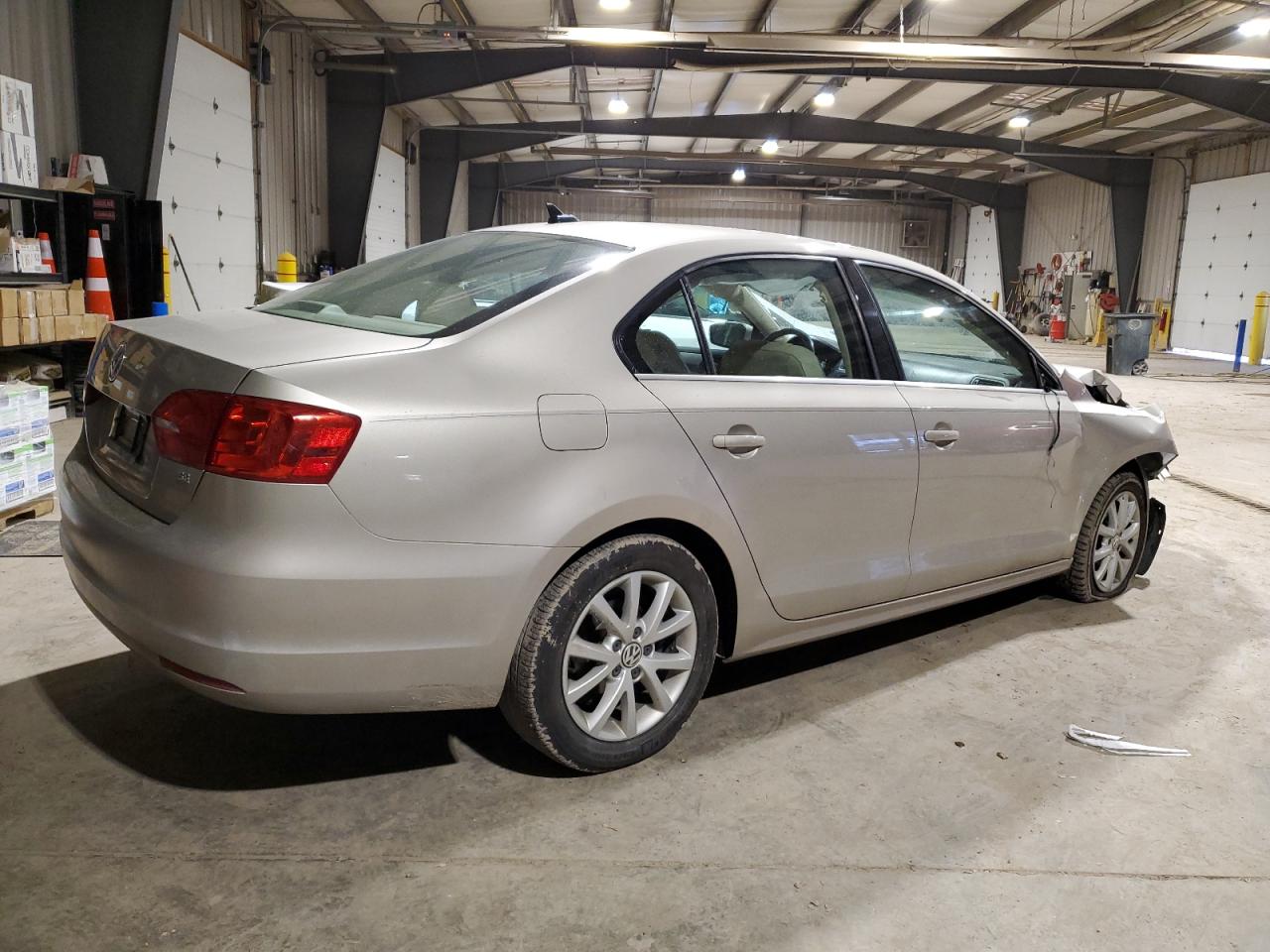 Image 3 of 2014 VOLKSWAGEN JETTA SE 2014 with VIN 3VWD17AJXEM314139