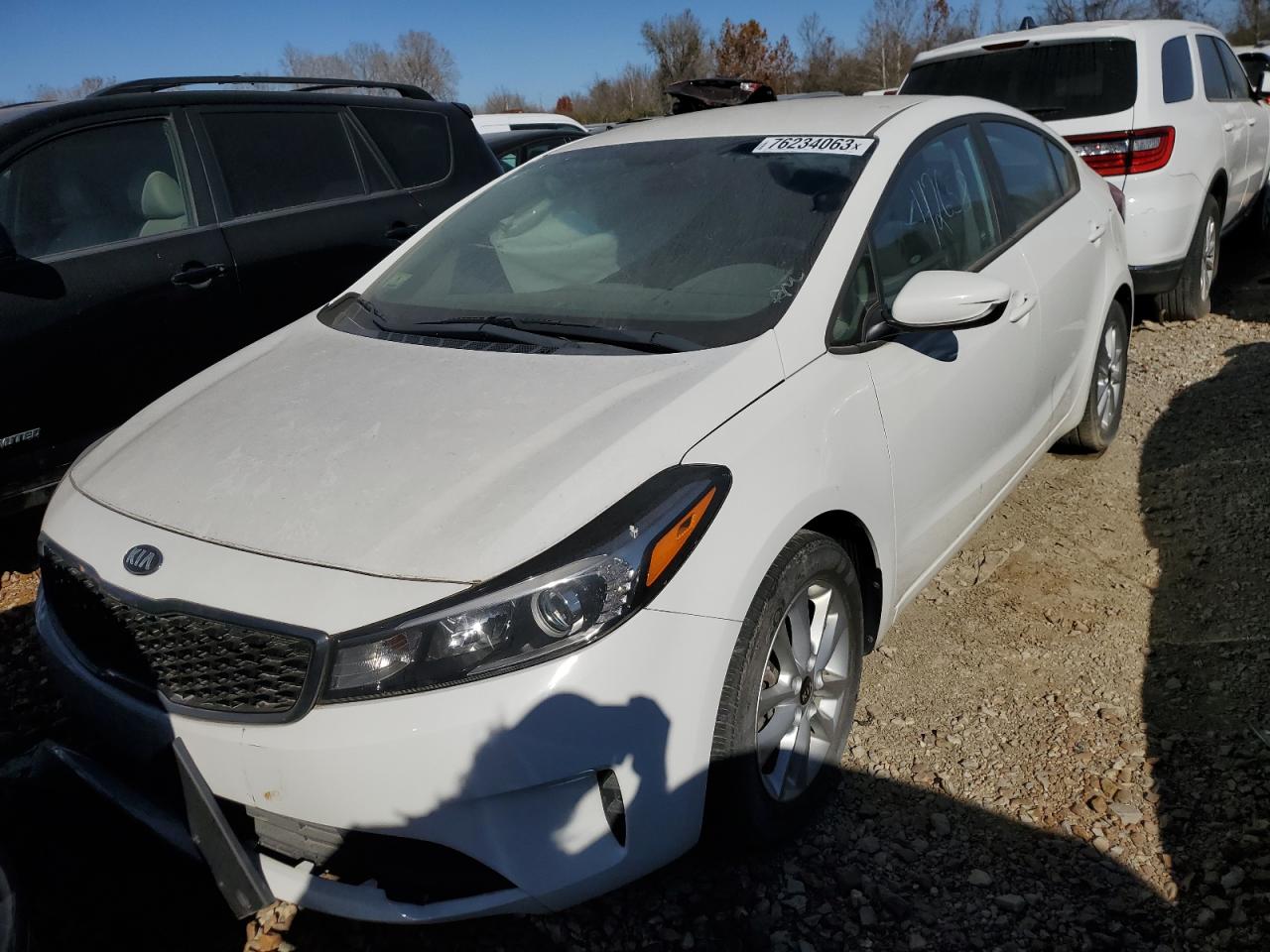 Image 1 of 2017 KIA FORTE LX 2017 with VIN 3KPFL4A75HE013415