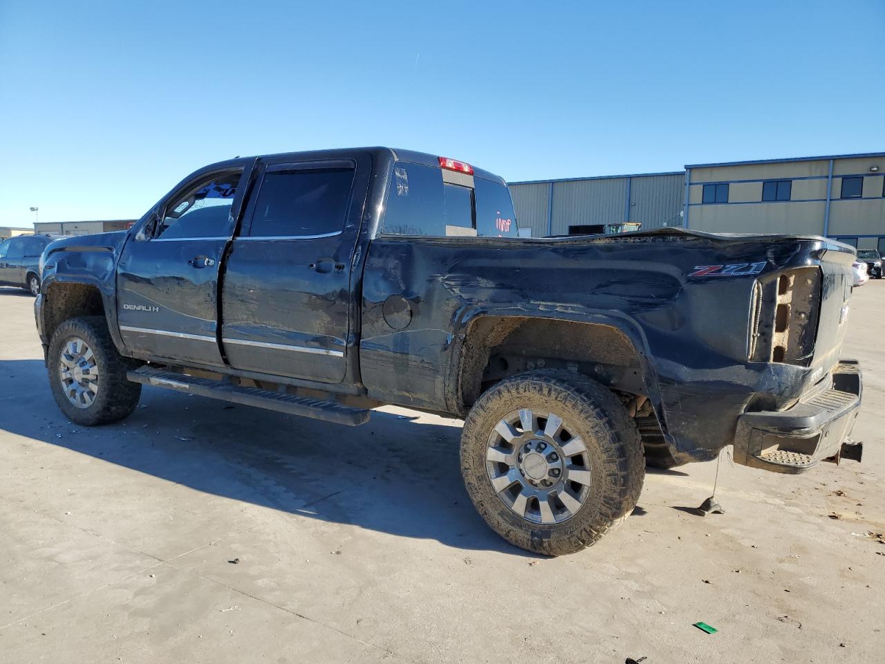 Изображение 2 2015 GMC SIERRA K2500 DENALI 2015 с VIN 1GT120E82FF513107