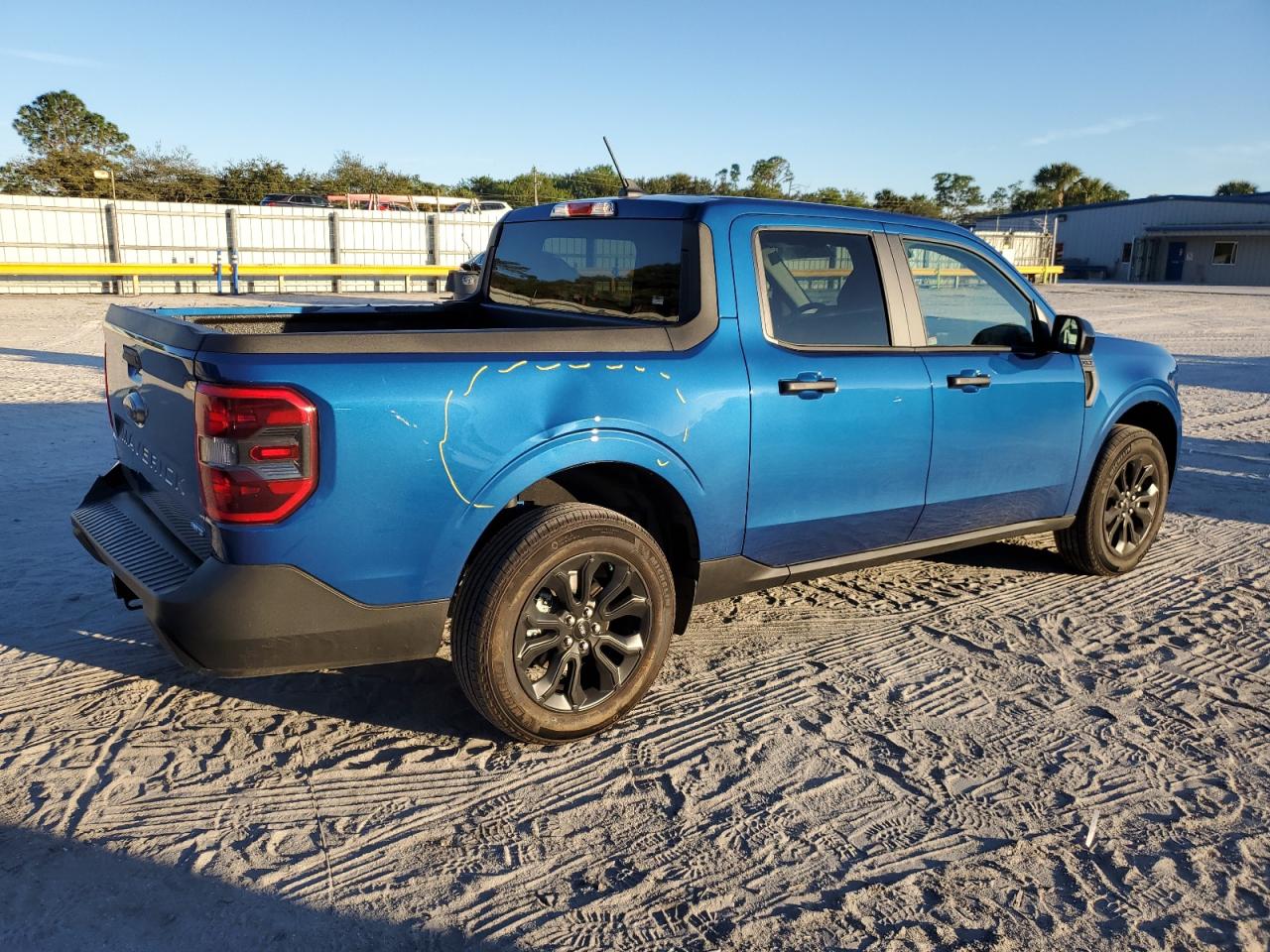Image 3 of 2023 FORD MAVERICK XL 2023 with VIN 3FTTW8F92PRA97017