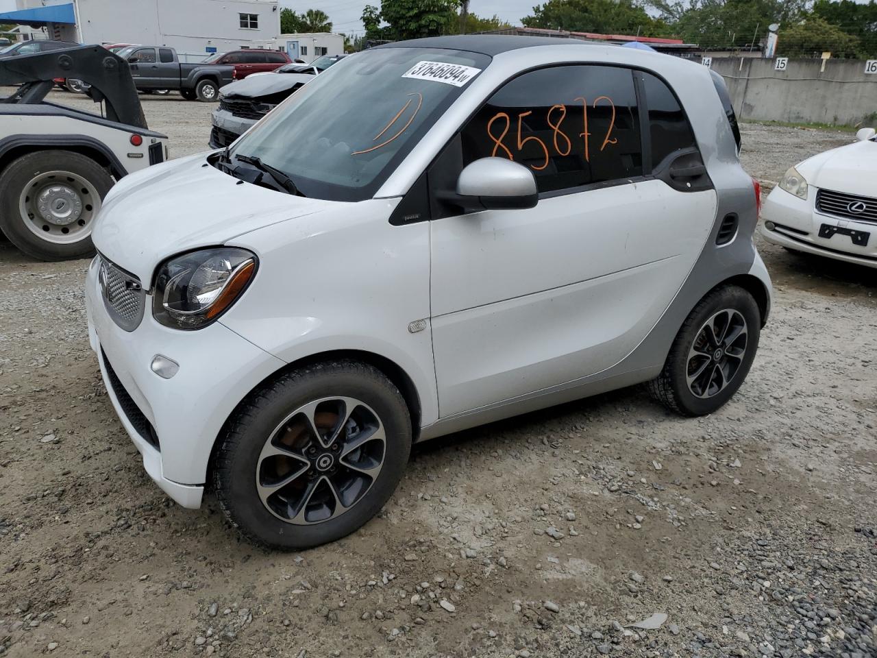 2016 SMART FORTWO  2016 image