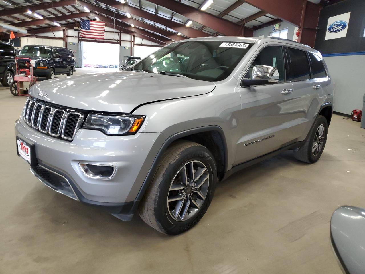 Image 1 of 2019 JEEP GRAND CHEROKEE LIMITED 2019 with VIN 1C4RJFBG8KC677431