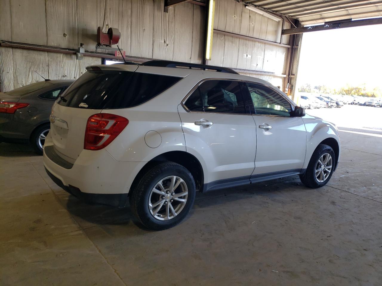 Image 3 of 2017 CHEVROLET EQUINOX LT 2017 with VIN 2GNALCEK6H1547952