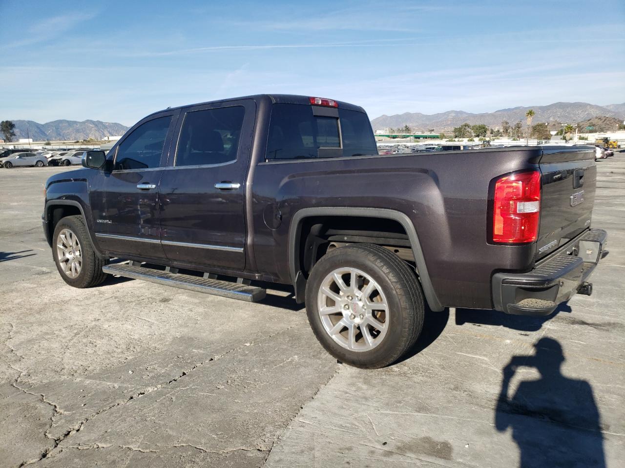Image 2 of 2015 GMC SIERRA K1500 DENALI 2015 with VIN 3GTU2WEC8FG465518