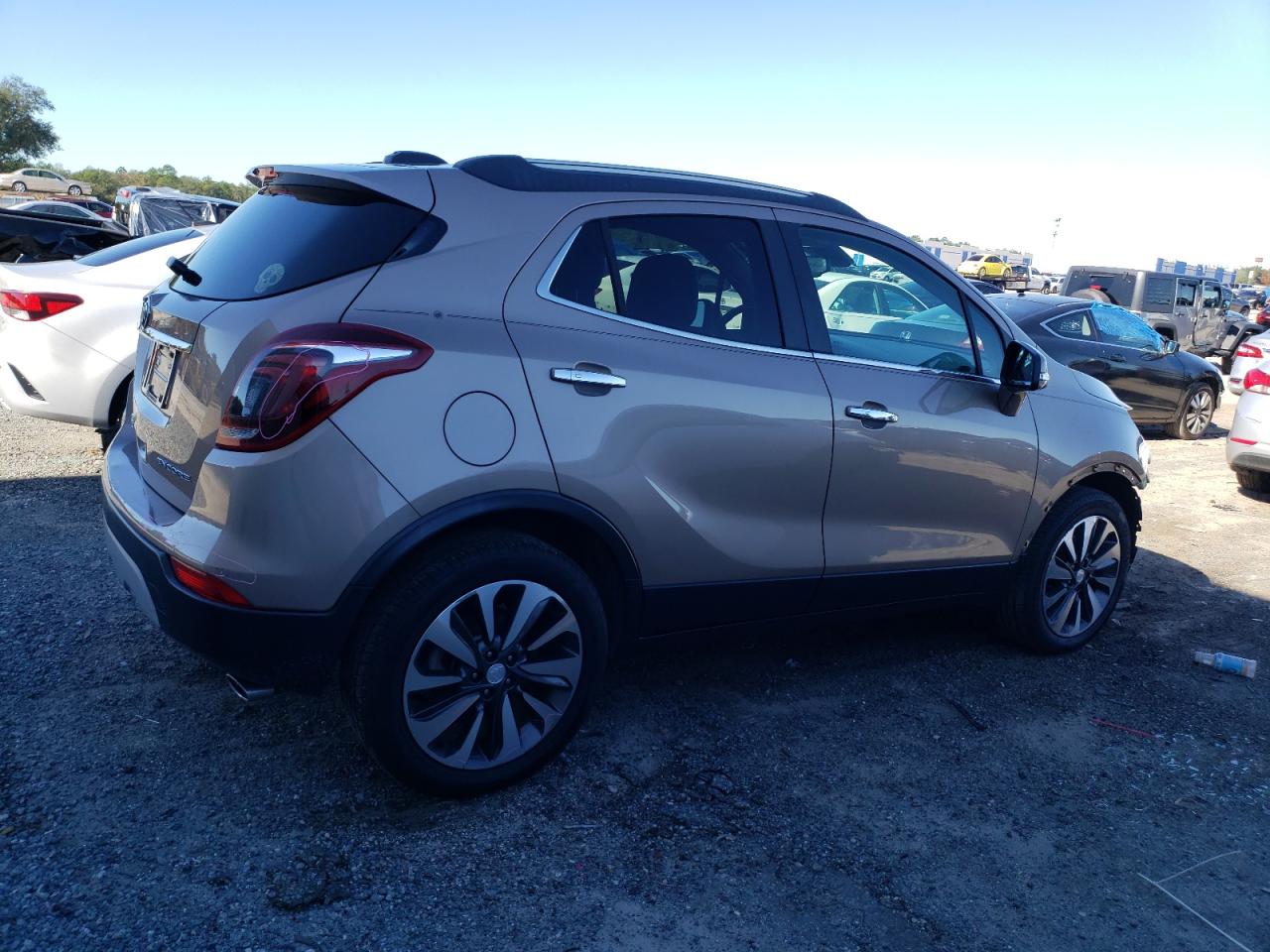 Изображение 3 2018 BUICK ENCORE PREFERRED II 2018 с VIN KL4CJBSB2JB633961
