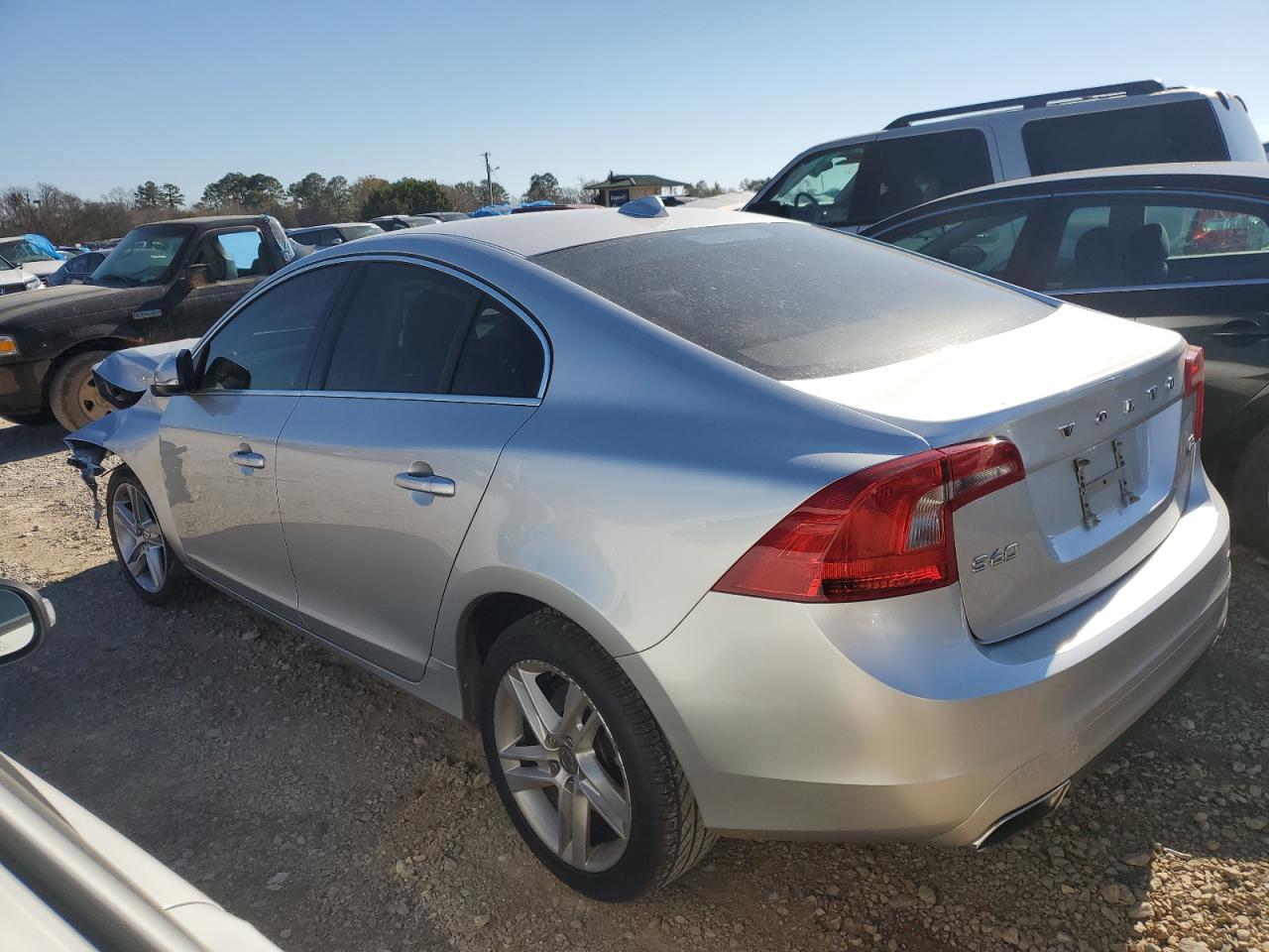 Obraz 2 z 2015 VOLVO S60 PREMIER 2015 z VIN YV140MFK9F1334025