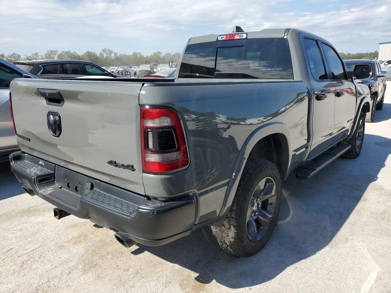 Image 3 of Ram 1500 with VIN 1C6SRFBT6LN410101