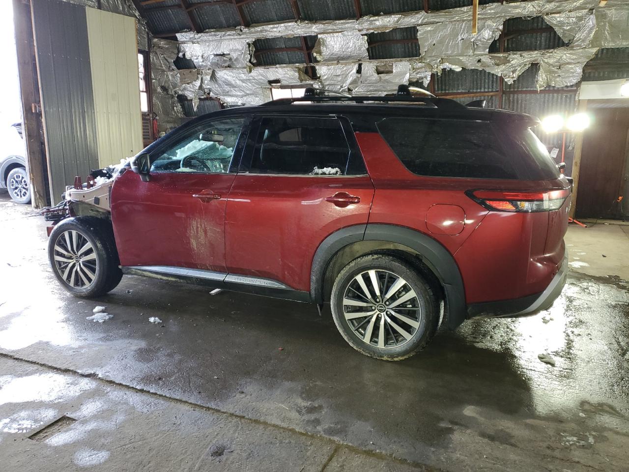 Изображение 2 2022 NISSAN PATHFINDER PLATINUM 2022 с VIN 5N1DR3DKXNC212118