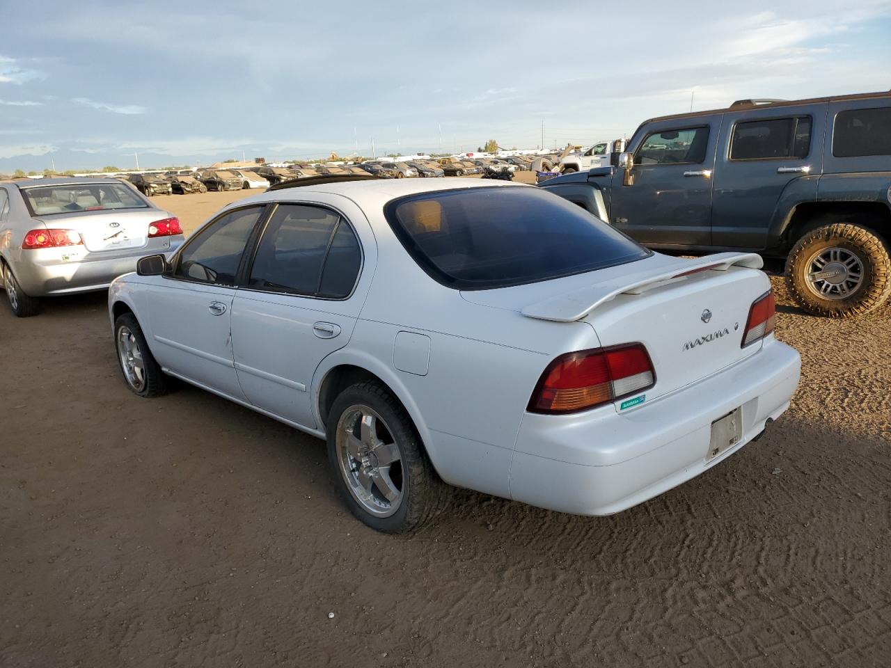 Obraz 2 z 1998 NISSAN MAXIMA GLE 1998 z VIN JN1CA21D0WT506879