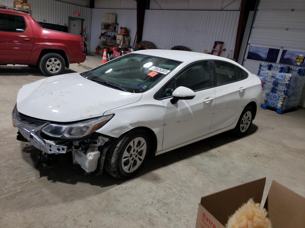 Obraz 1 z 2019 CHEVROLET CRUZE LS 2019 z VIN 1G1BC5SM7K7126453