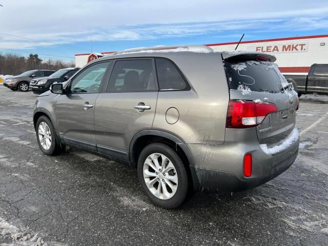 Изображение 3 2015 KIA SORENTO EX 2015 с VIN 5XYKUDA71FG572021