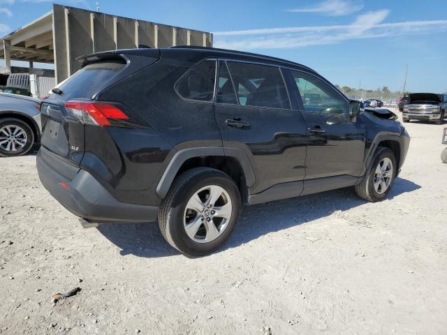 Image 3 of 2019 TOYOTA RAV4 XLE 2019 with VIN JTMW1RFV3KD040499