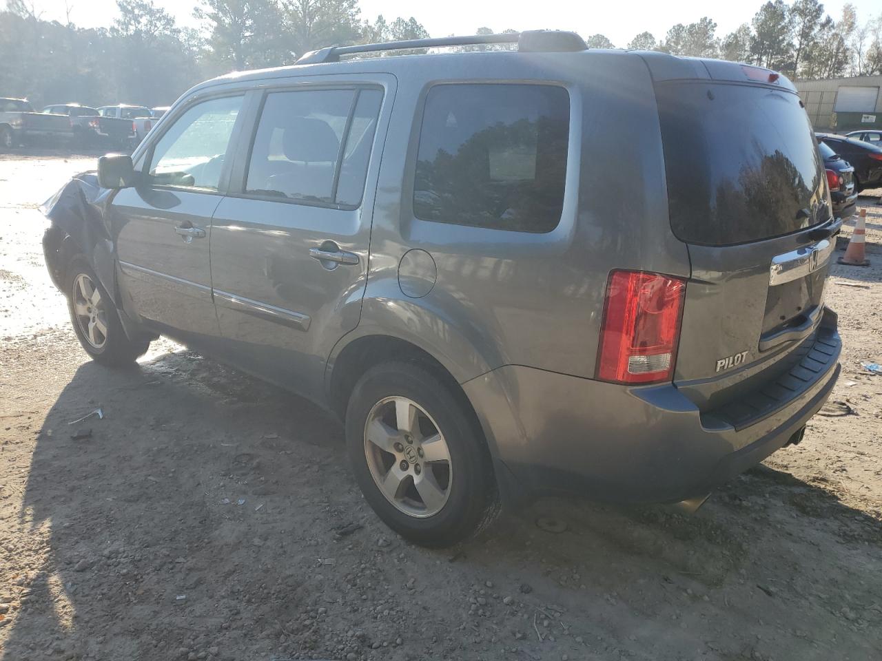 Изображение 2 2011 HONDA PILOT EXL 2011 с VIN 5FNYF4H51BB016592