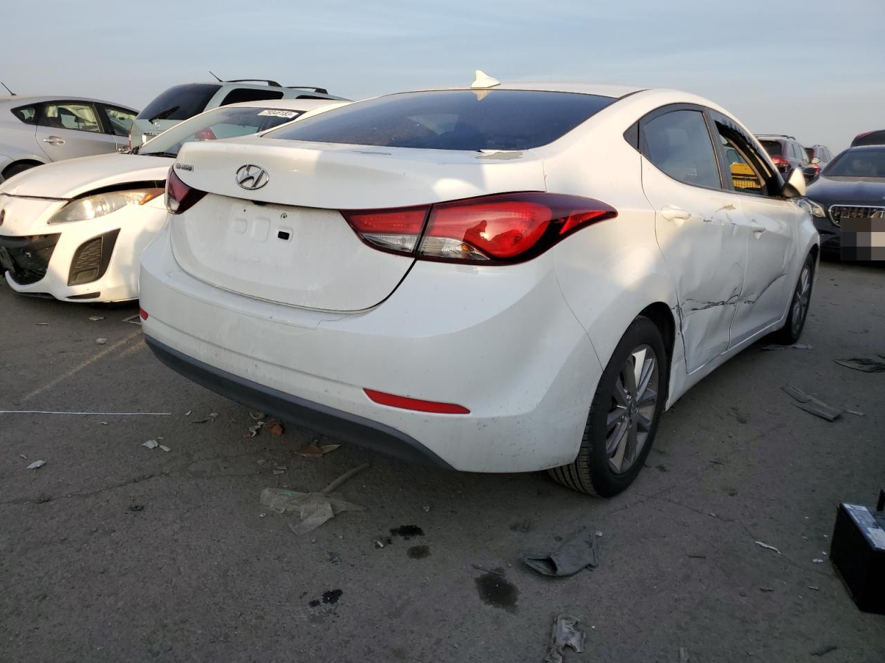 Image 3 of 2016 HYUNDAI ELANTRA SE 2016 with VIN 5NPDH4AE4GH657540