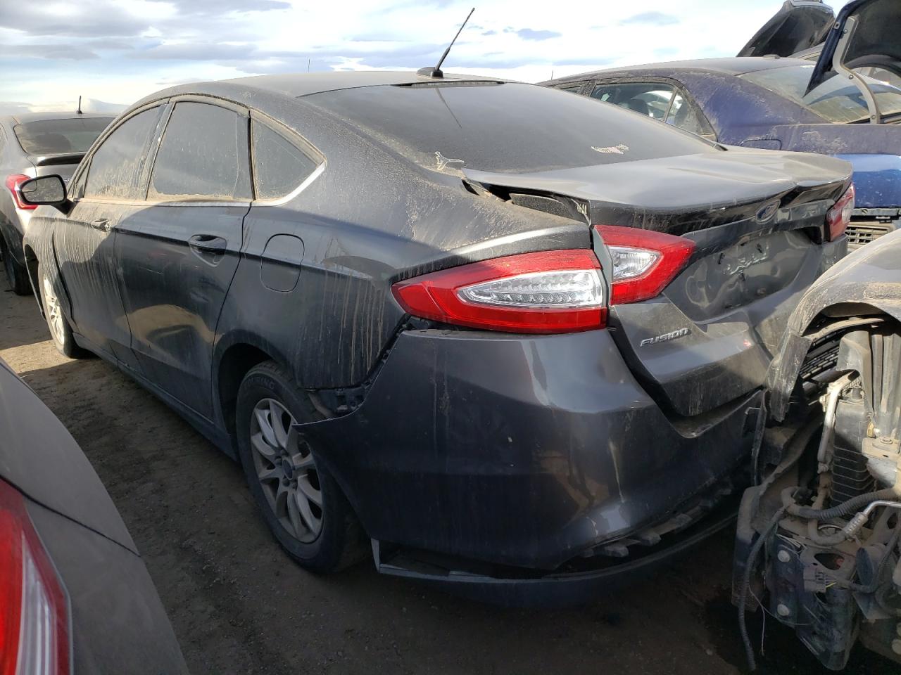 Изображение 2 2015 FORD FUSION S 2015 с VIN 3FA6P0G72FR271908