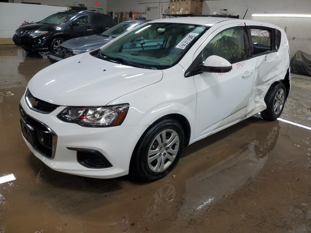 Obraz 1 z 2020 CHEVROLET SONIC  2020 z VIN 1G1JG6SB2L4139330