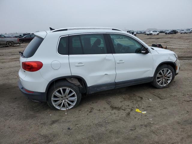 Image 3 of 2016 VOLKSWAGEN TIGUAN S 2016 with VIN WVGAV7AX3GW517130