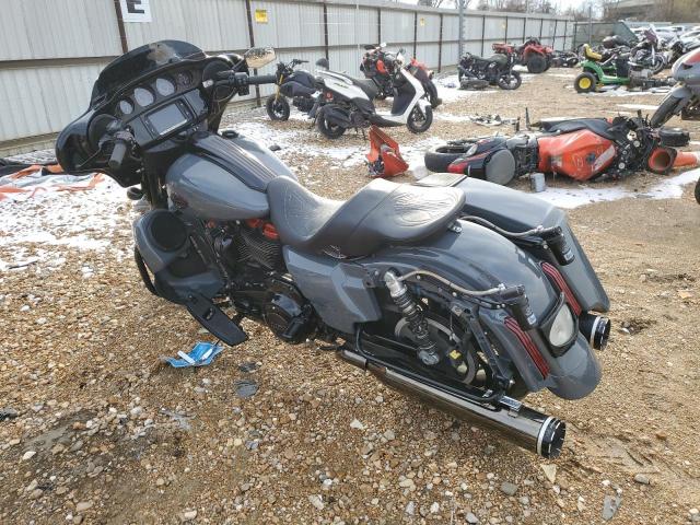 Image 3 of 2018 HARLEY-DAVIDSON FLHXSE CVO STREET GLIDE 2018 with VIN 1HD1PXL32JB961024