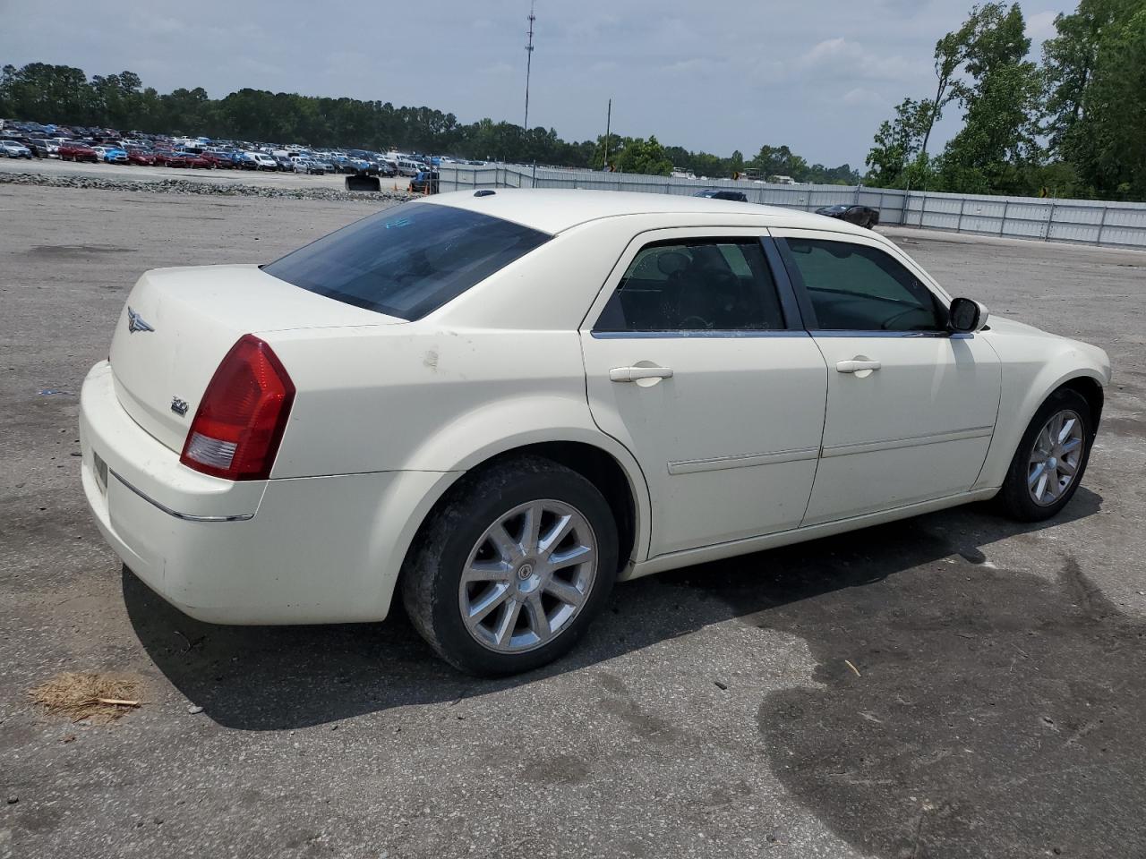 Obraz 3 z 2007 CHRYSLER 300 TOURING 2007 z VIN 2C3KA53G47H858125