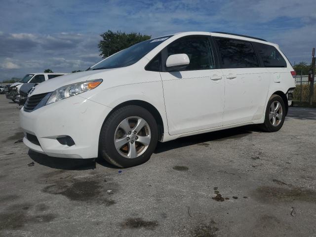 Image 1 of 2014 TOYOTA SIENNA LE 2014 with VIN 5TDKK3DC6ES458736