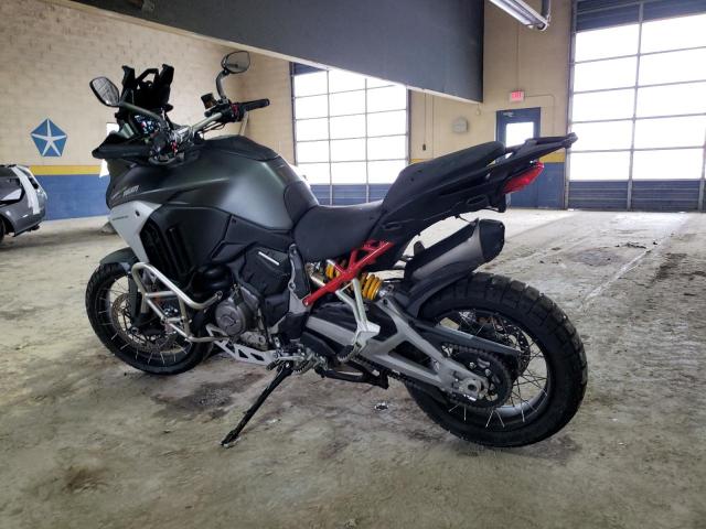 Image 3 of 2022 DUCATI MULTISTRADA V4 2022 with VIN ZDMAALVWXNB003648