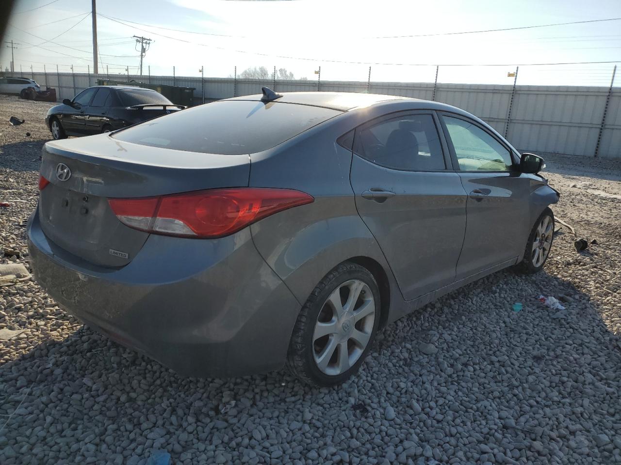 Изображение 3 2013 HYUNDAI ELANTRA GLS 2013 с VIN 5NPDH4AE8DH335205
