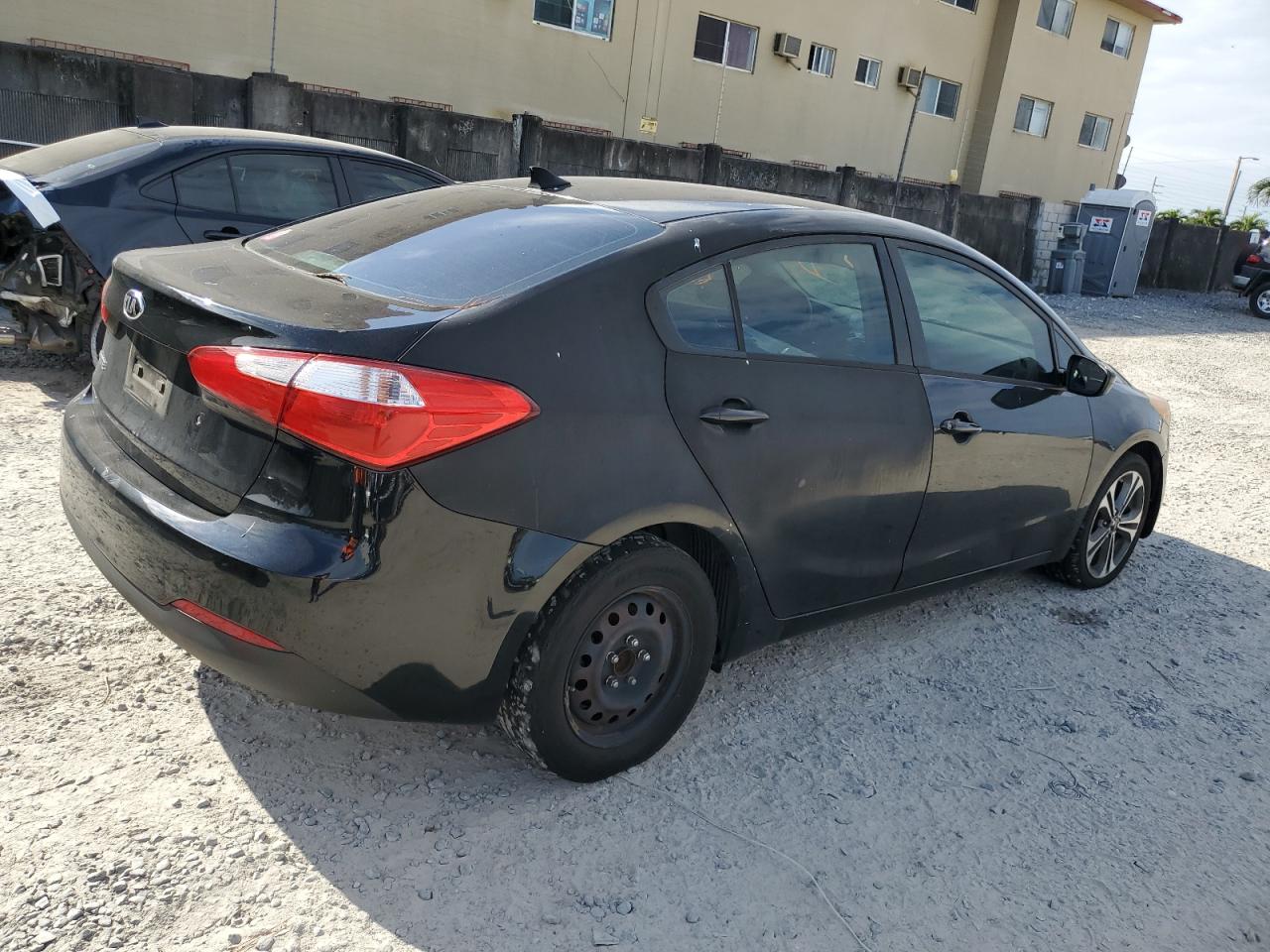 Image 3 of 2014 KIA FORTE LX 2014 with VIN KNAFK4A6XE5174387