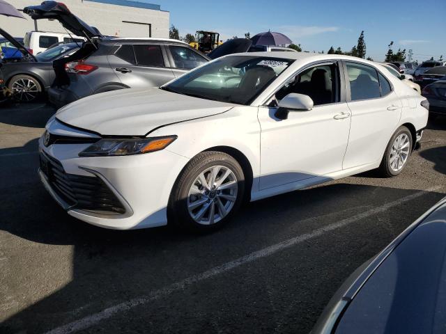 Изображение 1 2021 TOYOTA CAMRY LE 2021 с VIN 4T1C11AKXMU547030